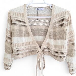 Zara Women's Beige and Cream Striped Sweater
